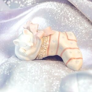 Lenox Classics Christmas Dreams Sleeping Kitten